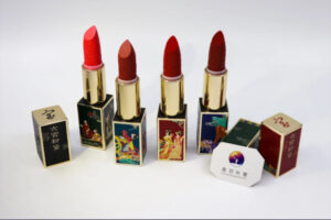 The Role of UV Flatbed Printers in the Cosmetics Industry