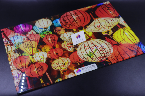 uv-color-white-color-printing-effect