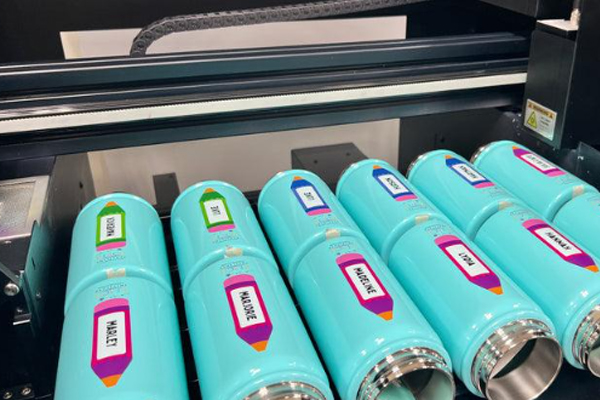 What Are the Advantages of UV 3D Printing Compared with Screen Printing?