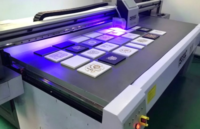 Materials suitable for UV printing