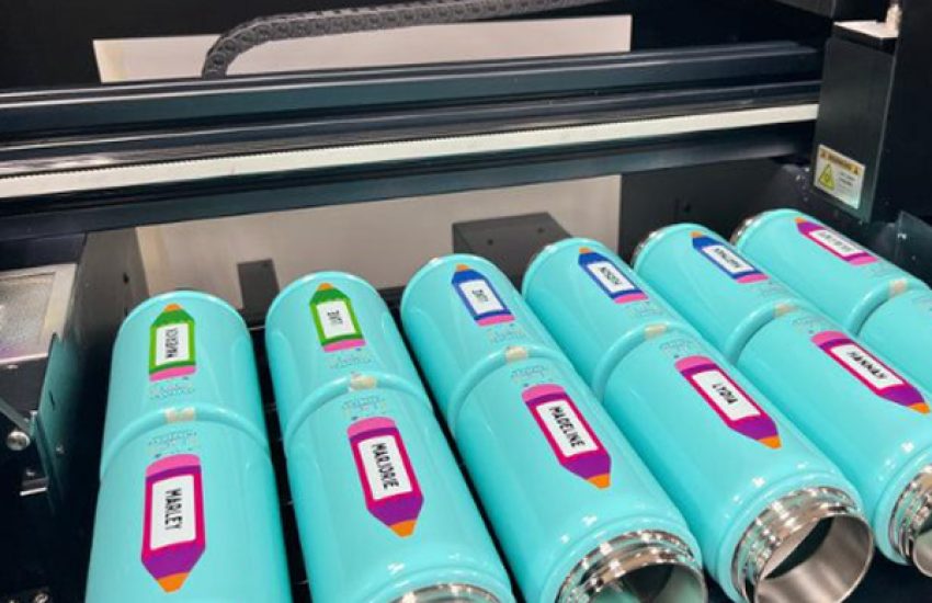 What Are the Advantages of UV 3D Printing Compared with Screen Printing?